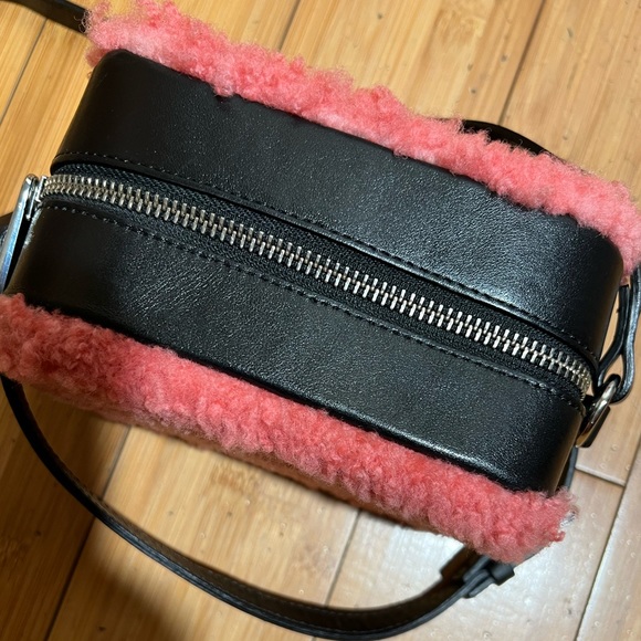 ❤️Sandro Hot Pink Shearling Aida Crossbody Bag OS - Picture 10 of 11